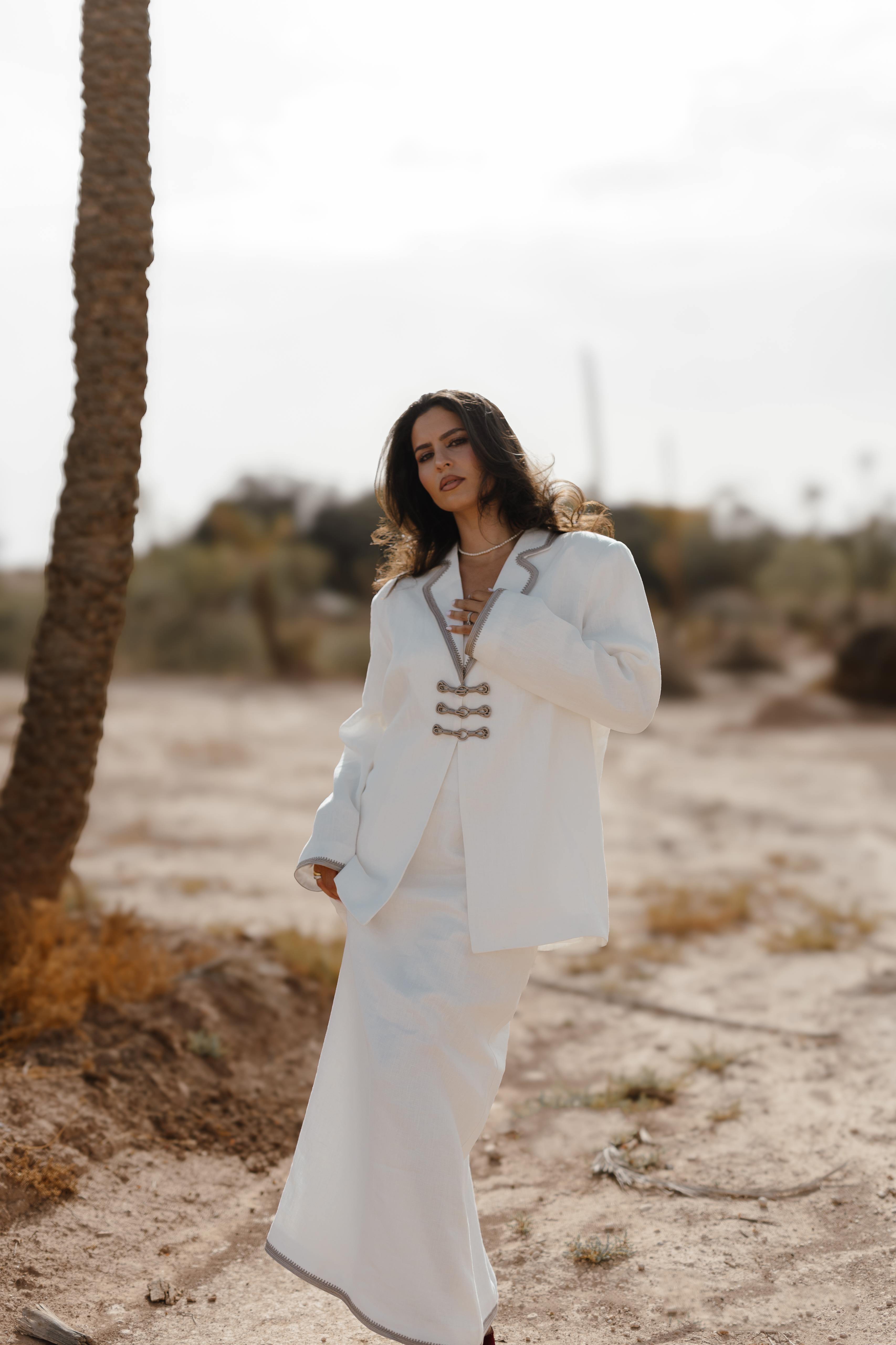 Jupe Alia portée avec blazer ensemble coordonné Merini Design Signature
